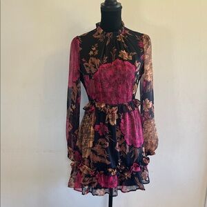Elegant Floral Long Sleeve Dress in Black and Pink